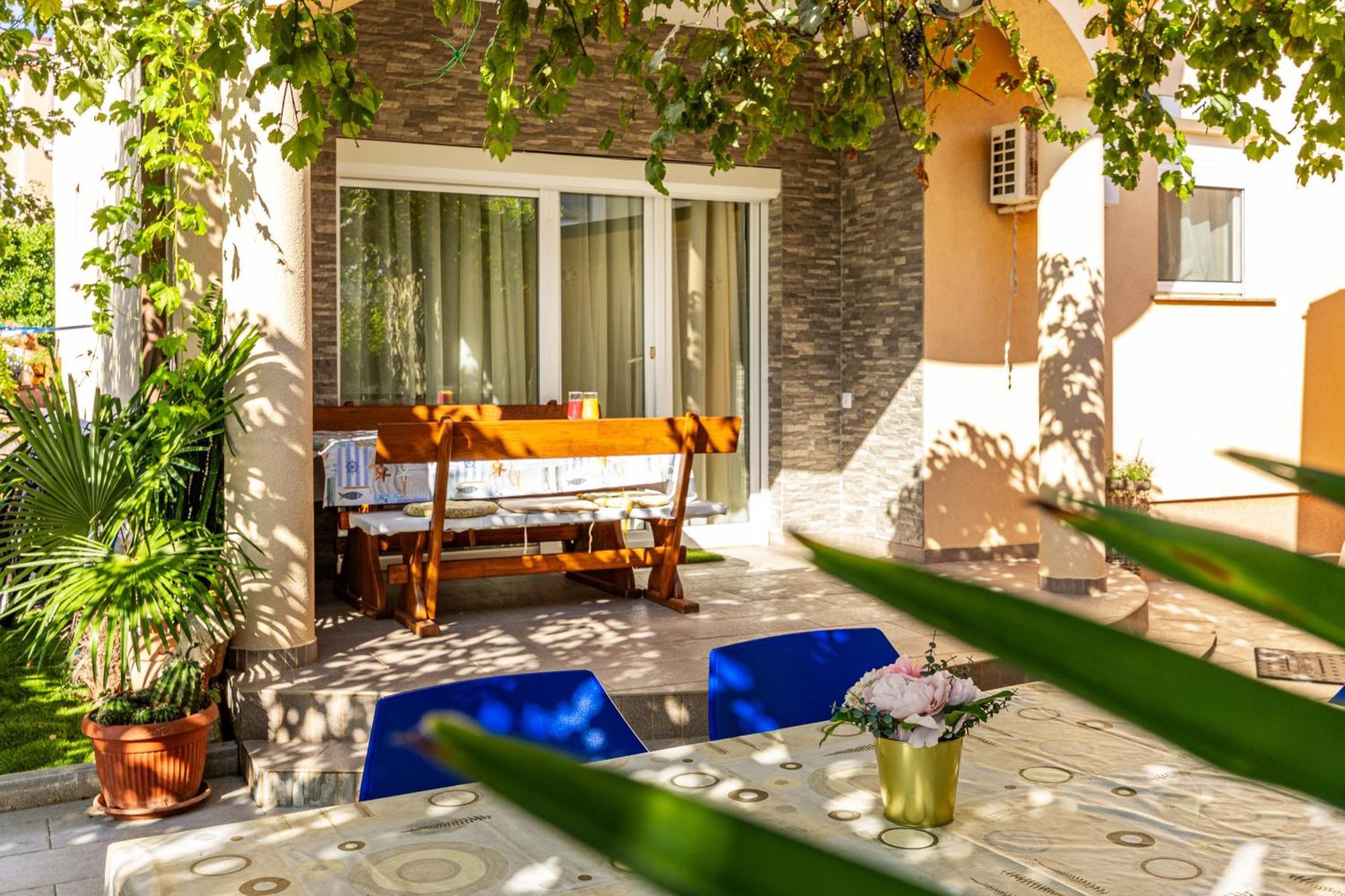 Apartments Mijic 메덜린 외부 사진