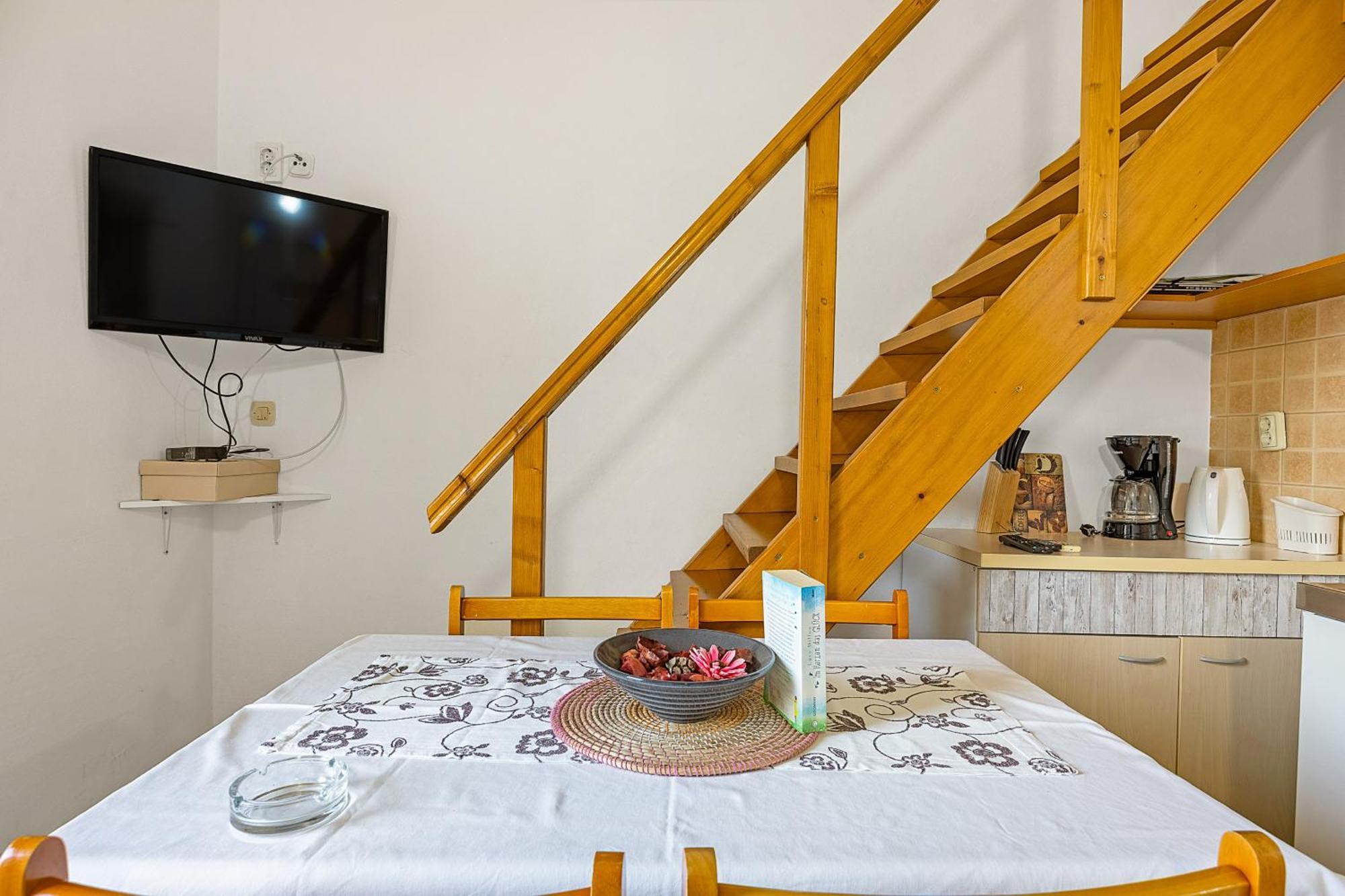 Apartments Mijic 메덜린 외부 사진